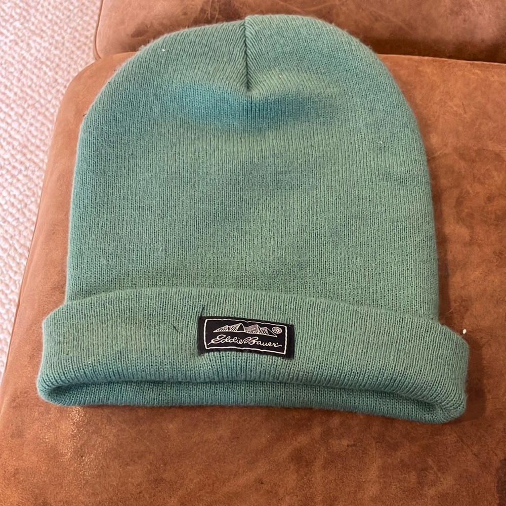 Green beanie